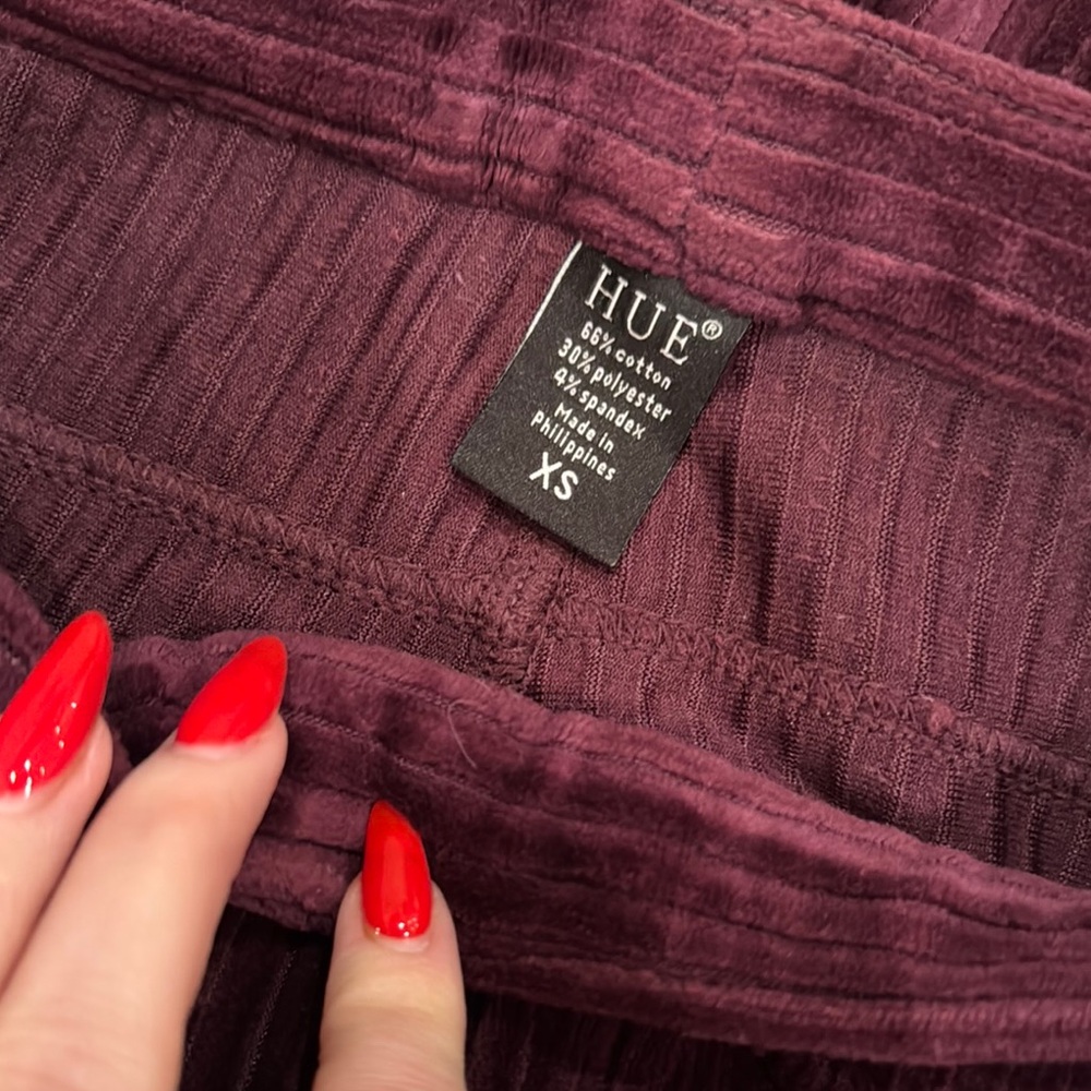 HUE Purple Corduroy Jeggings Bottoms Size XS Nordstrom - Picture 2 of 3